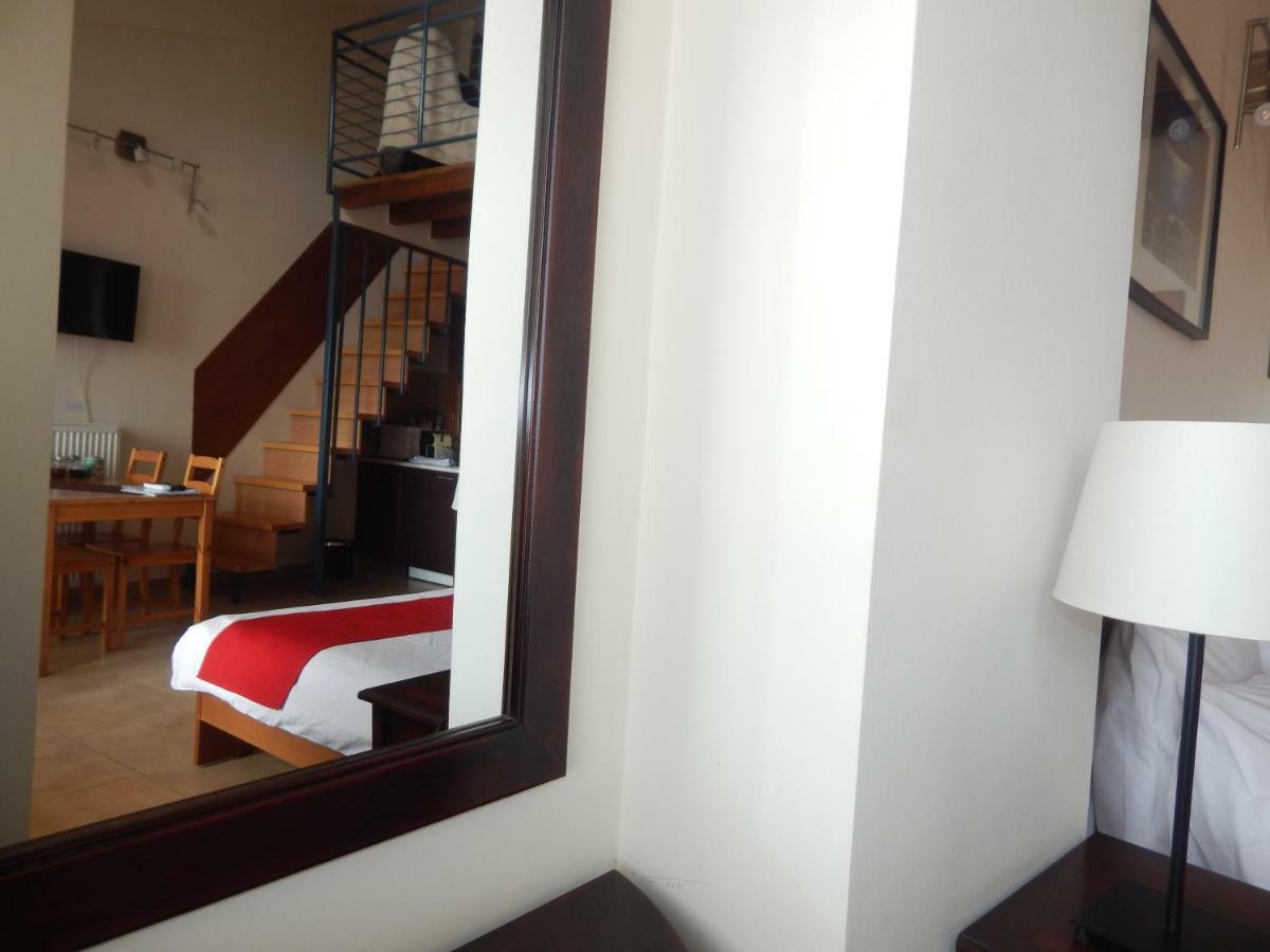 Kripis Studio Thessaloniki Exterior photo